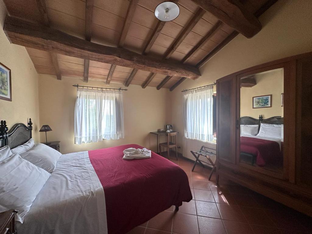 Agriturismo Le Case Asyż Zewnętrze zdjęcie